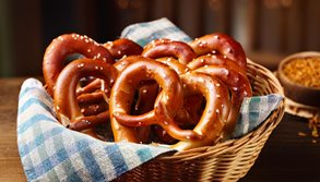 Brezel mit Brezellauge von Brezellauge Produzent Österreich